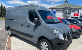 Nissan Interstar